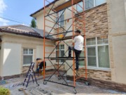 Мы приступили к покраске фасада частного дома, который расположен в г. Ростове-на-Дону. 